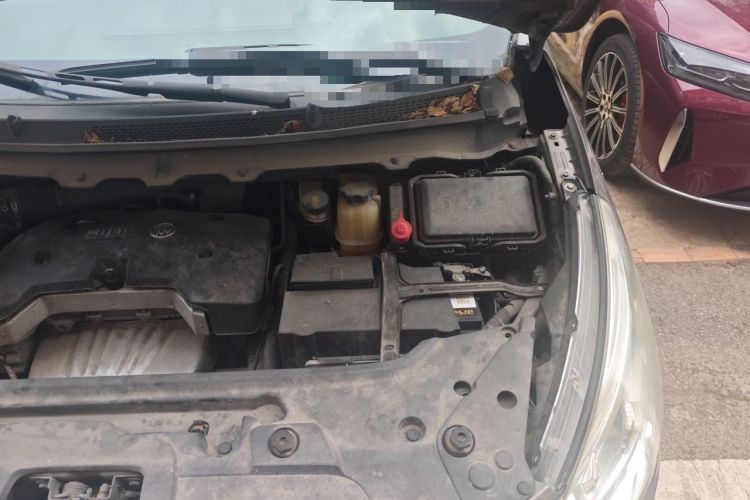 Used Buick GL8 2017 25S Comfort Version China V Standard Engine Bay Left