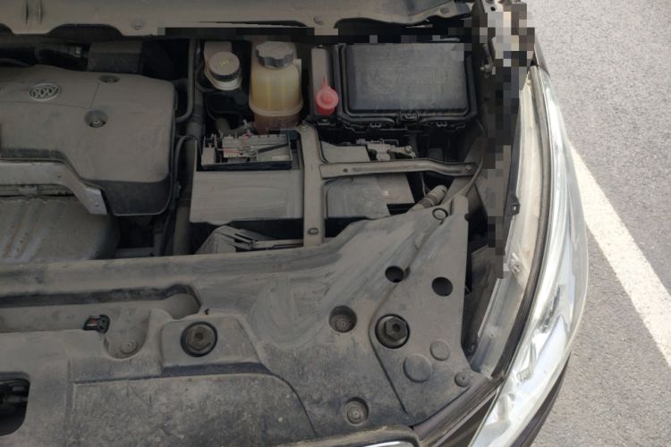 Used Buick GL8 2017 25S Prestige Version China V Standard Engine Bay Left