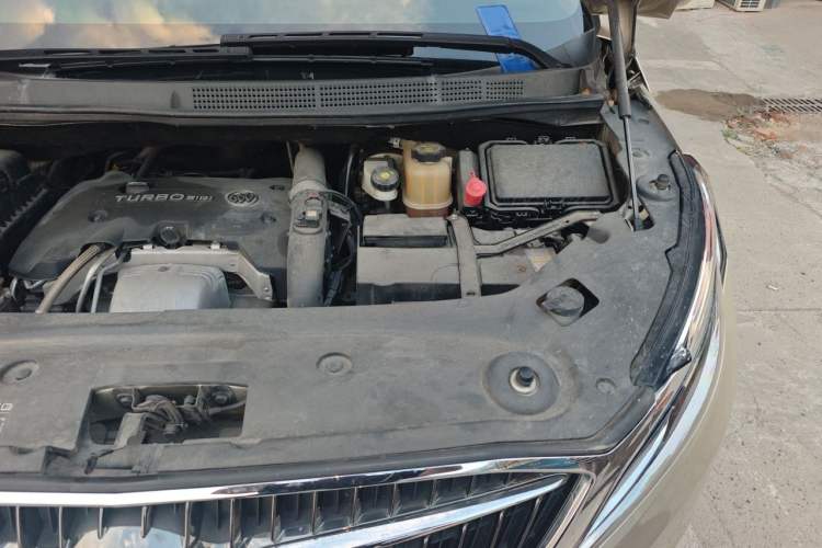 Used Buick GL8 2017 ES 28T Flagship Model China V Standard Engine Bay Left