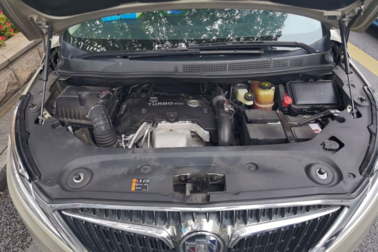 Used Buick GL8 2017 ES 28T Comfort Model China V Standard Engine Bay