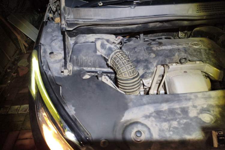 Used Buick GL8 2017 ES 28T Comfort Model China V Standard Engine Bay Right
