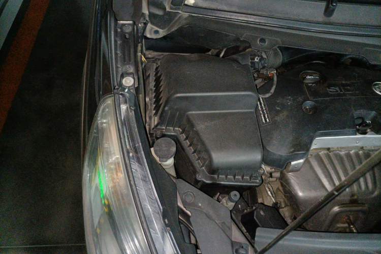Used Buick GL8 2017 25S Luxury Version China V Standard Engine Bay Right