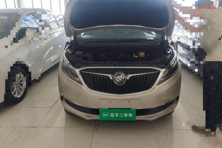 Used Buick GL8 2017 ES 28T Premium Version China V Standard Engine Bay