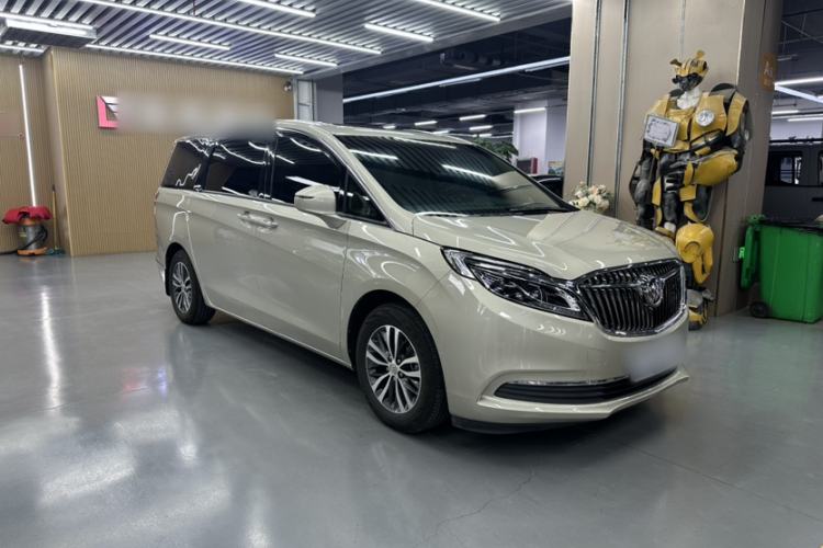 Used Buick GL8 2017 ES 28T Luxury Model China V Standard Exterior 2