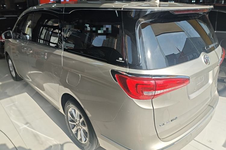 Used Buick GL8 2017 ES 28T Premium Version China V Standard Exterior 2