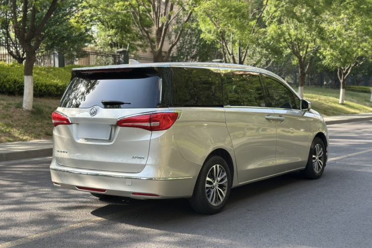 Used Buick GL8 2017 ES 28T Luxury Model China V Standard Exterior 4