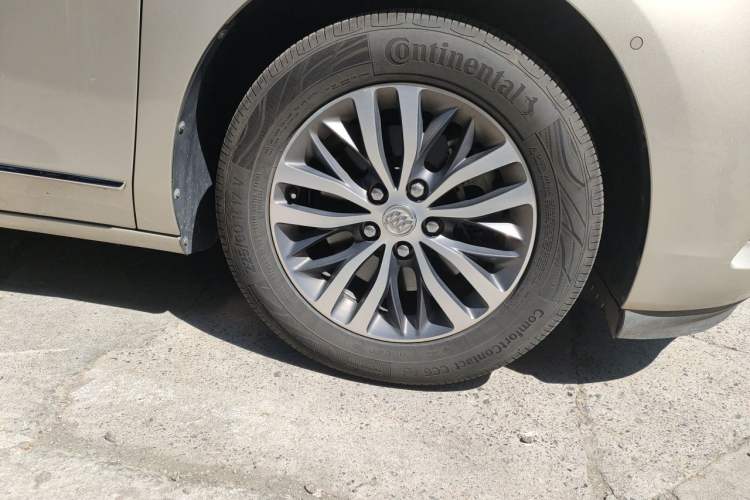 Used Buick GL8 2017 ES 28T Flagship Model China V Standard Exterior 7