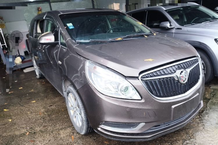 Used Buick GL8 2017 25S Comfort Version China V Standard Front Right 45 Deg