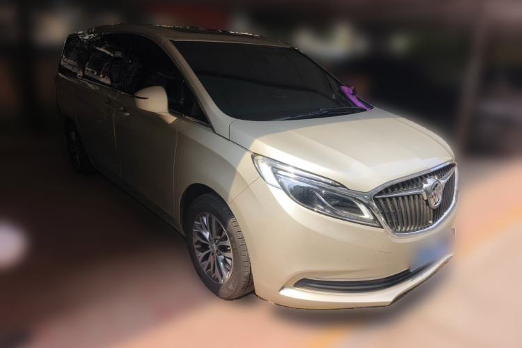 Used Buick GL8 2017 ES 28T Luxury Model China V Standard Front Right 45 Deg
