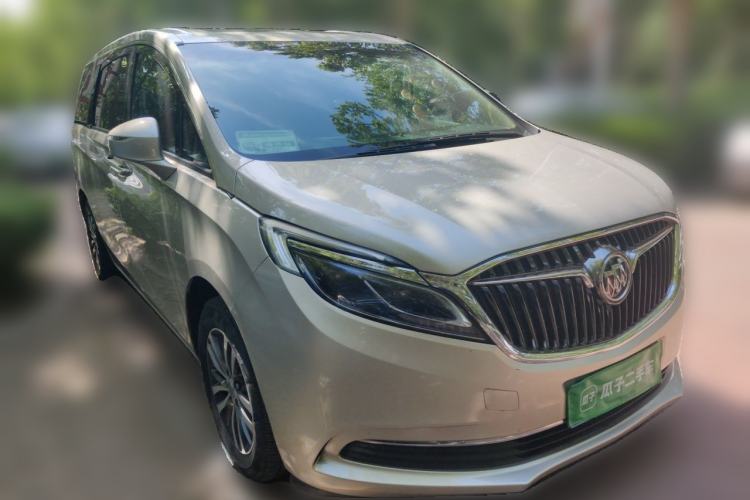 Used Buick GL8 2017 ES 28T Luxury Model China V Standard Front Right 45 Deg