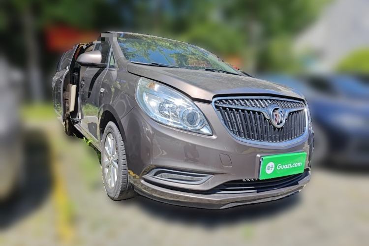 Used Buick GL8 2017 25S Prestige Version China V Standard Front Right 45 Deg