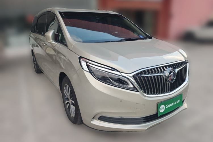 Used Buick GL8 2017 ES 28T Flagship Model China V Standard Front Right 45 Deg