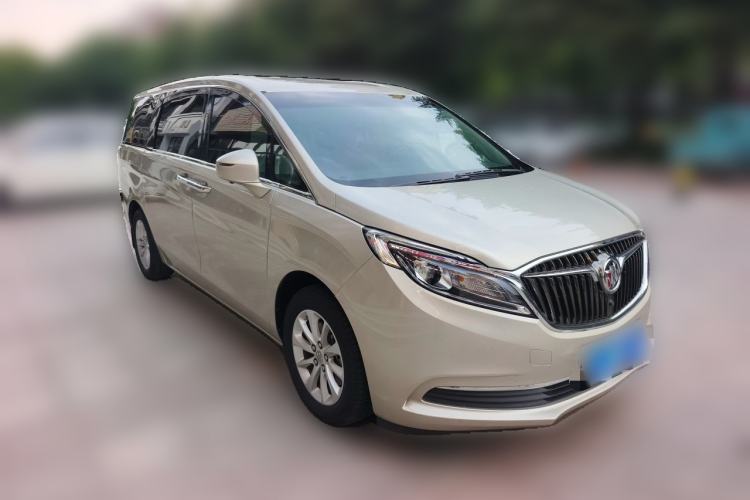 Used Buick GL8 2017 ES 28T Comfort Model China V Standard Front Right 45 Deg