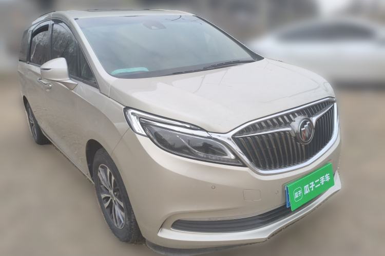 Used Buick GL8 2017 ES 28T Flagship Model China V Standard Front Right 45 Deg
