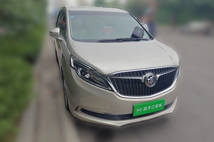 Used Buick GL8 2017 ES 28T Comfort Model China V Standard Front Right 45 Deg