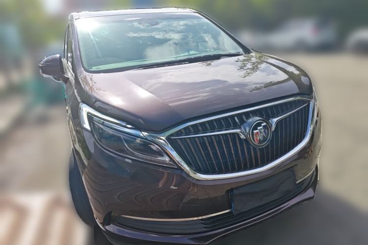 Used Buick GL8 2017 ES 28T Flagship Model China V Standard Front Right 45 Deg