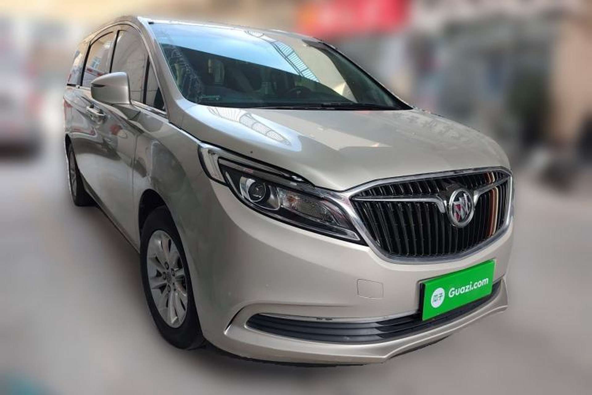 Used Buick GL8 2017 ES 28T Comfort Model China V Standard Front Right 45 Deg