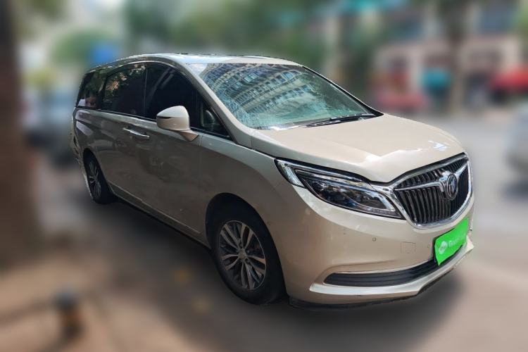 Used Buick GL8 2017 ES 28T Flagship Model China V Standard Front Right 45 Deg