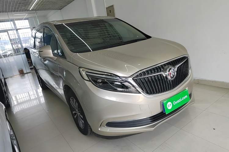 Used Buick GL8 2017 ES 28T Luxury Model China V Standard Front Right 45 Deg