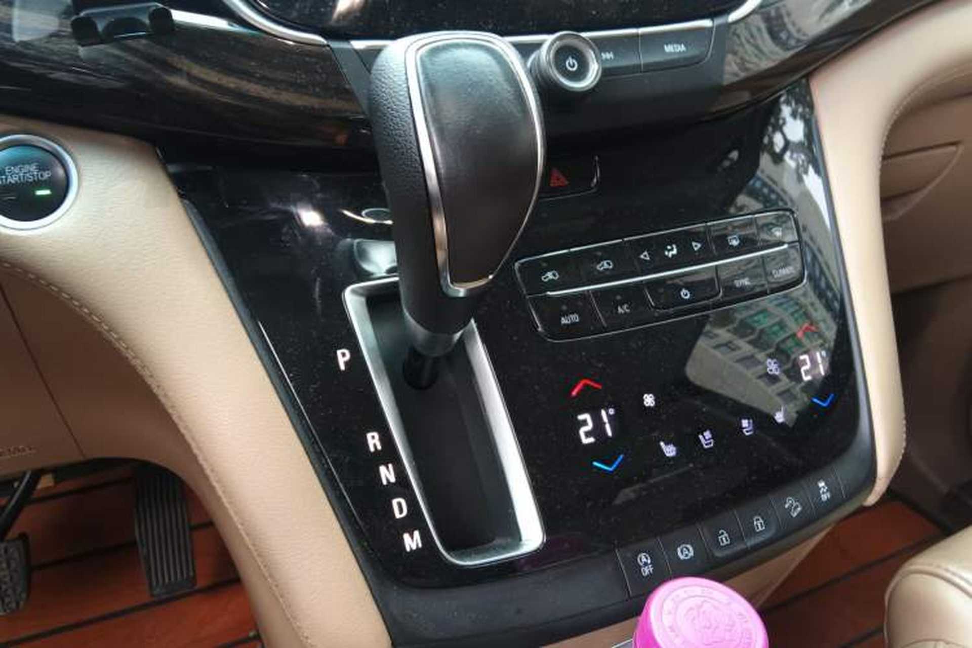 Used Buick GL8 2017 ES 28T Flagship Model China V Standard Gear Lever