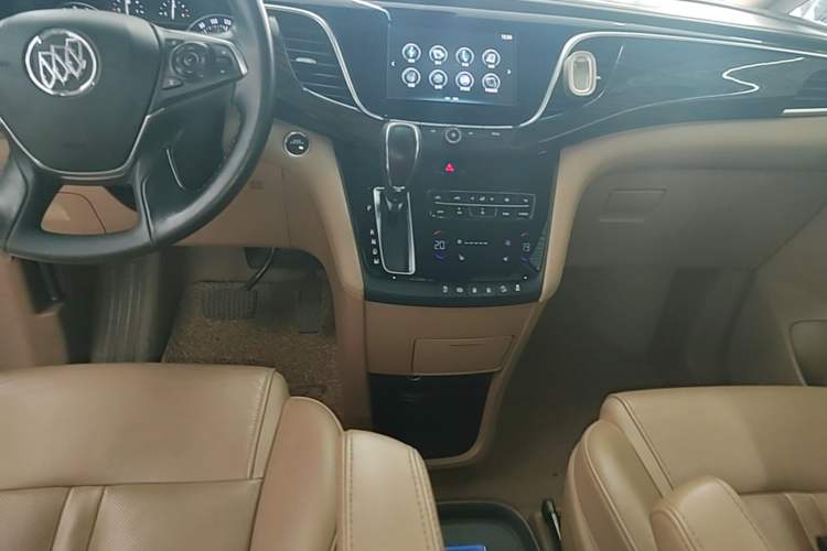 Used Buick GL8 2017 ES 28T Luxury Model China V Standard Gear Lever