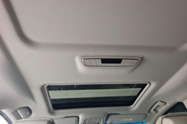 Used Buick GL8 2017 ES 28T Comfort Model China V Standard Headliner