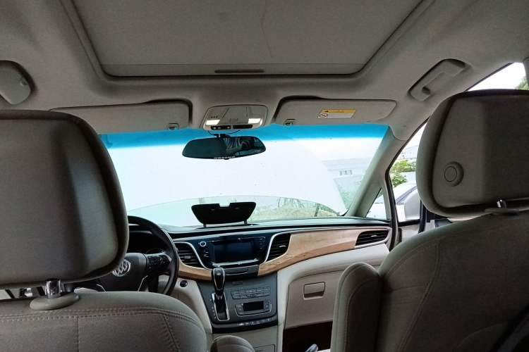 Used Buick GL8 2017 ES 28T Comfort Model China V Standard Headliner