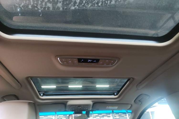 Used Buick GL8 2017 ES 28T Luxury Model China V Standard Headliner