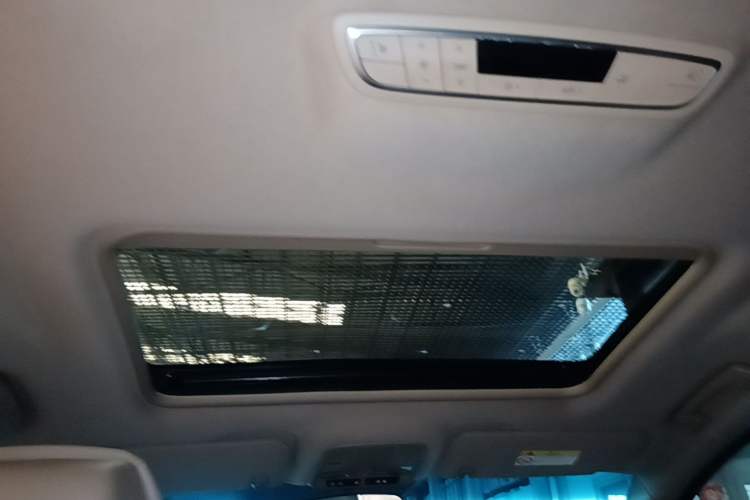 Used Buick GL8 2017 ES 28T Premium Version China V Standard Headliner