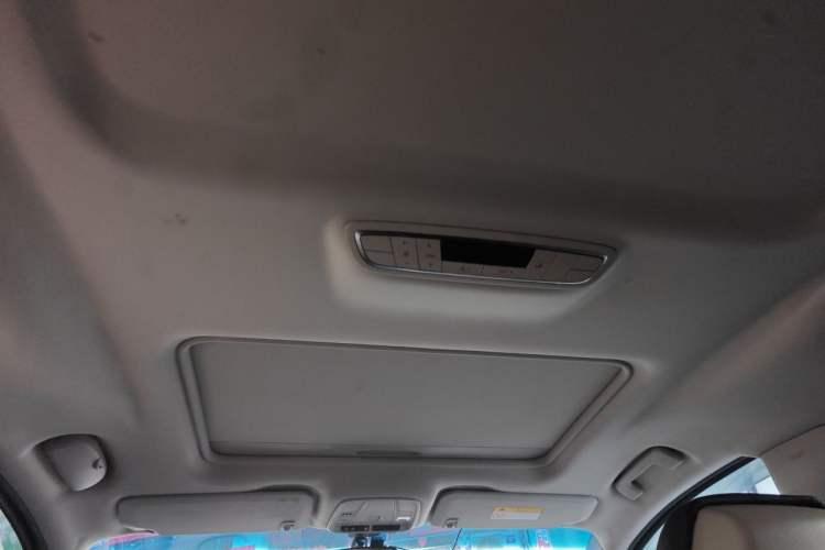 Used Buick GL8 2017 ES 28T Comfort Model China V Standard Headliner