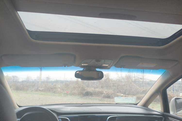 Used Buick GL8 2017 ES 28T Flagship Model China V Standard Headliner