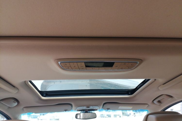 Used Buick GL8 2017 ES 28T Luxury Model China V Standard Headliner