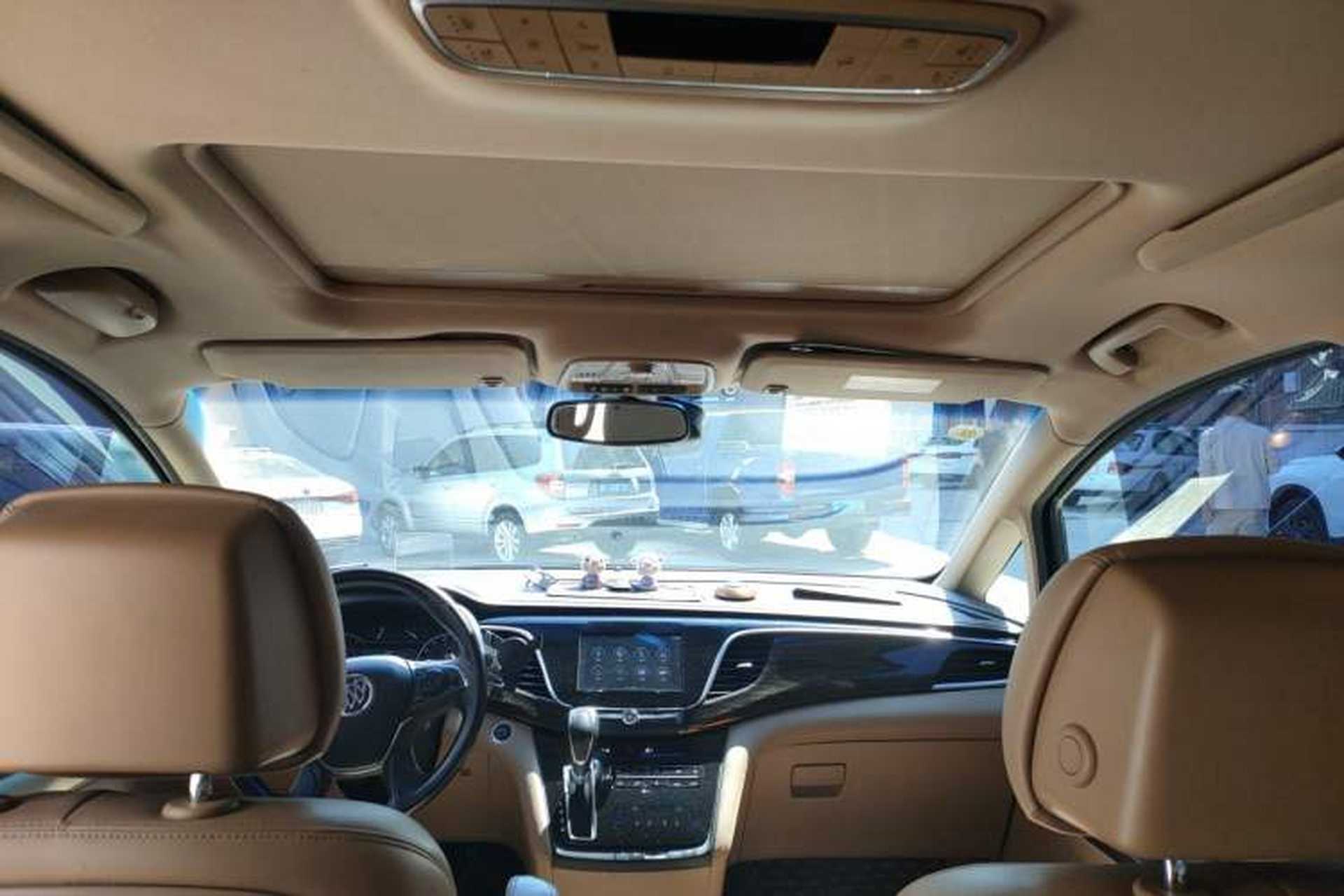 Used Buick GL8 2017 ES 28T Flagship Model China V Standard Headliner