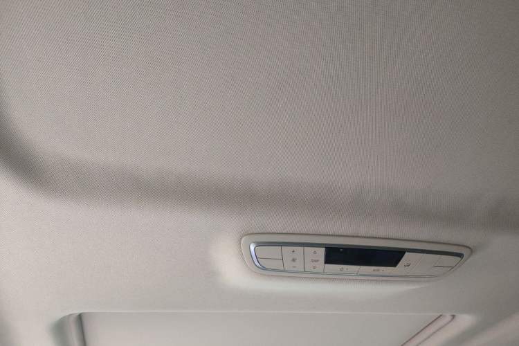 Used Buick GL8 2017 ES 28T Comfort Model China V Standard Headliner