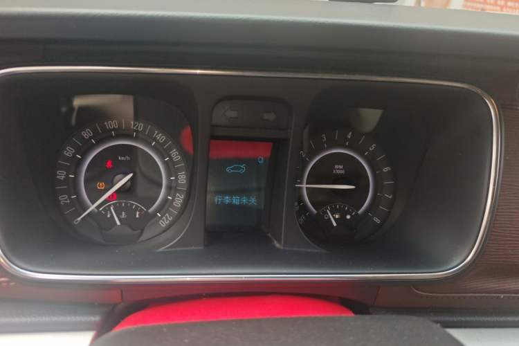 Used Buick GL8 2017 25S Comfort Version China V Standard Instrument Cluster