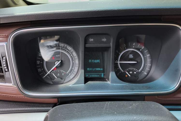 Used Buick GL8 2017 25S Comfort Version China V Standard Instrument Cluster