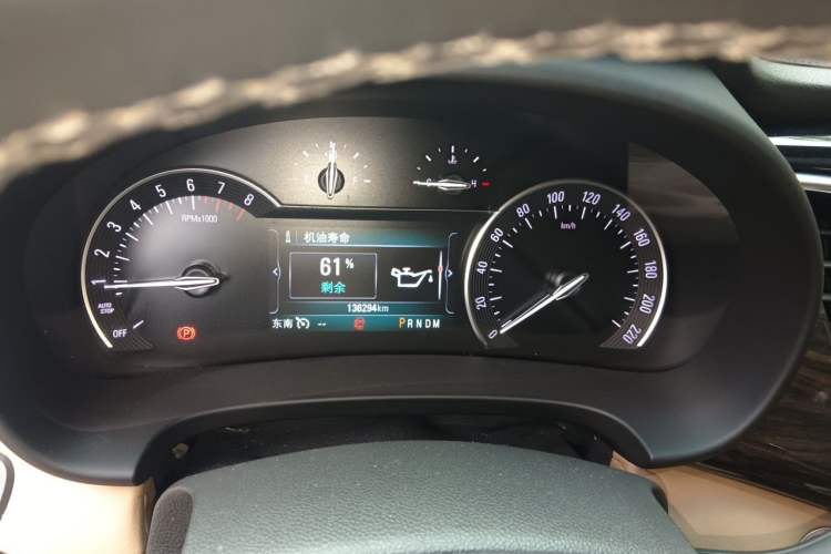 Used Buick GL8 2017 ES 28T Luxury Model China V Standard Instrument Cluster