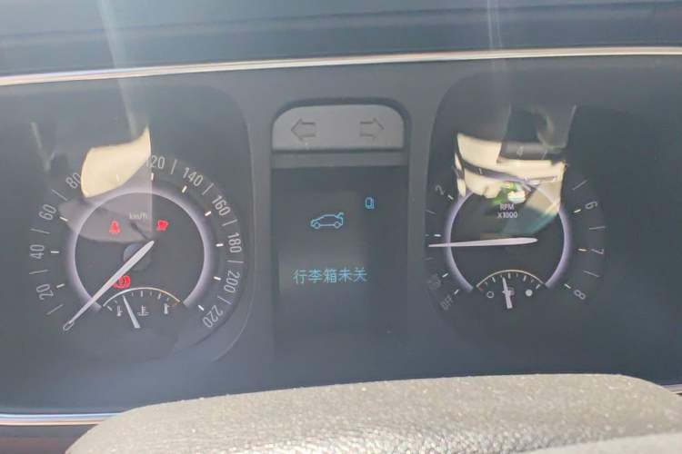 Used Buick GL8 2017 25S Comfort Version China V Standard Instrument Cluster