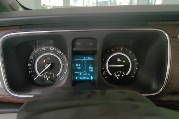 Used Buick GL8 2017 25S Prestige Version China V Standard Instrument Cluster