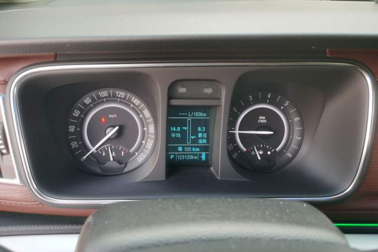 Used Buick GL8 2017 25S Luxury Version China V Standard Instrument Cluster