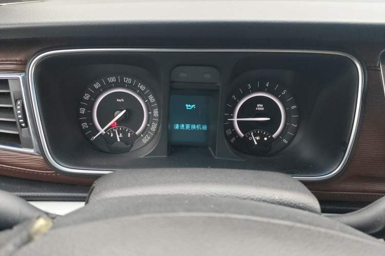 Used Buick GL8 2017 25S Luxury Version China V Standard Instrument Cluster