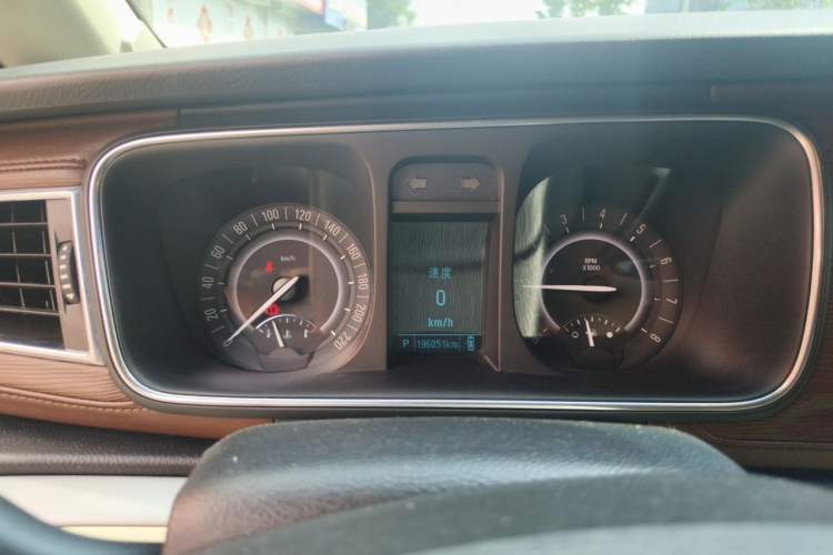 Used Buick GL8 2017 25S Luxury Version China V Standard Instrument Cluster