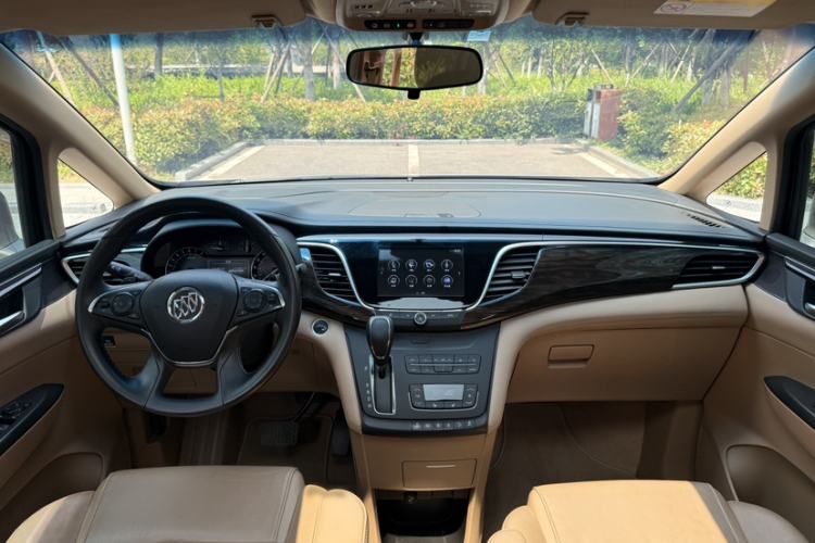Used Buick GL8 2017 ES 28T Premium Version China V Standard Interior 1