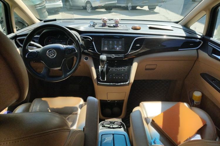 Used Buick GL8 2017 ES 28T Flagship Model China V Standard Interior 2