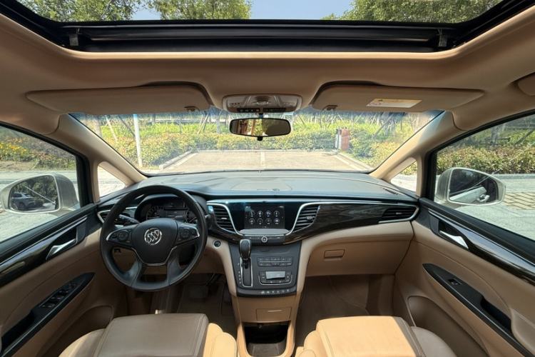 Used Buick GL8 2017 ES 28T Premium Version China V Standard Interior 5