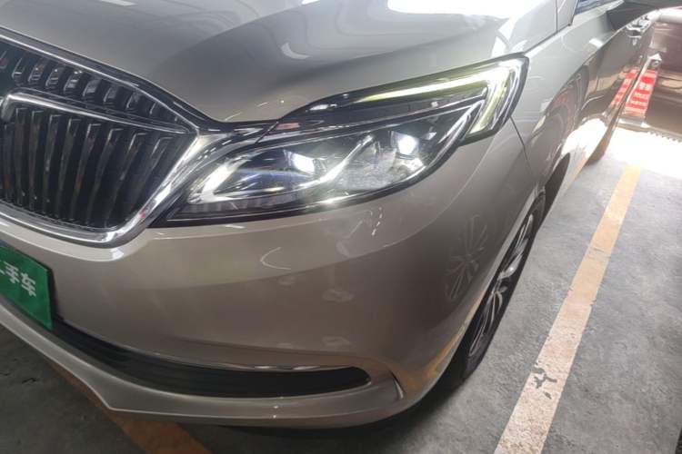 Used Buick GL8 2017 ES 28T Luxury Model China V Standard Left Front Headlight
