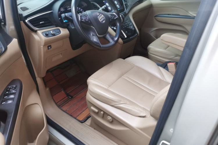 Used Buick GL8 2017 ES 28T Luxury Model China V Standard Left Front Seat