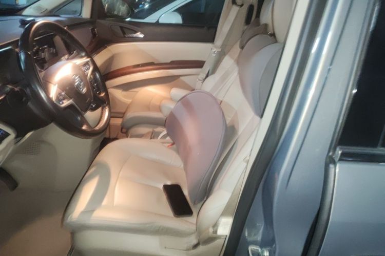 Used Buick GL8 2017 25S Luxury Version China V Standard Left Front Seat