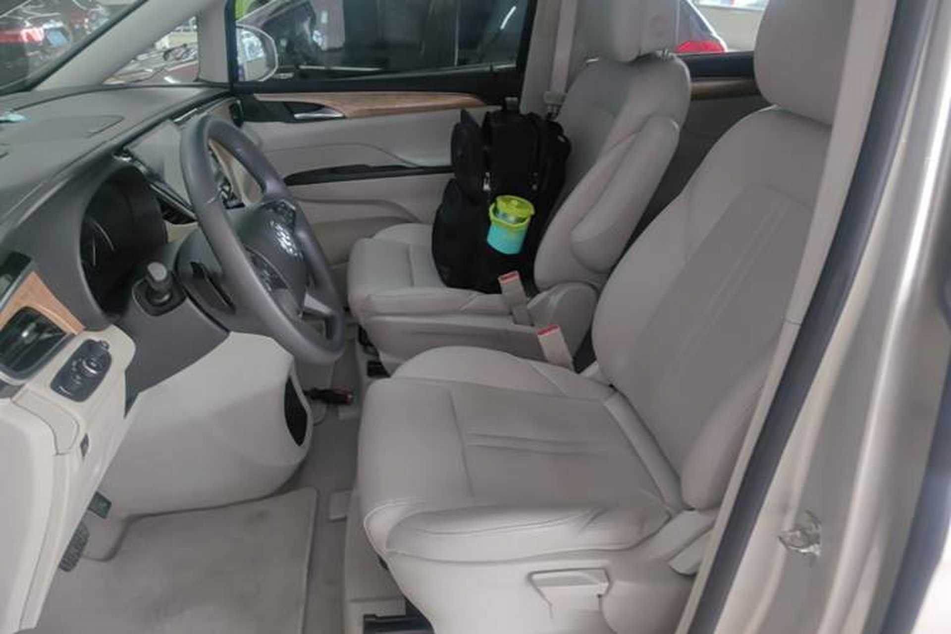 Used Buick GL8 2017 ES 28T Comfort Model China V Standard Left Front Seat