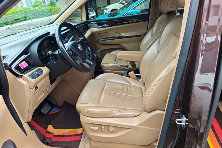 Used Buick GL8 2017 ES 28T Luxury Model China V Standard Left Front Seat